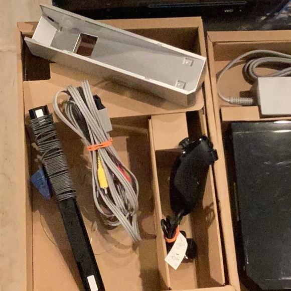 Nintendo Wii Console RVL-101 Console Black & Box - Picture 3 of 15